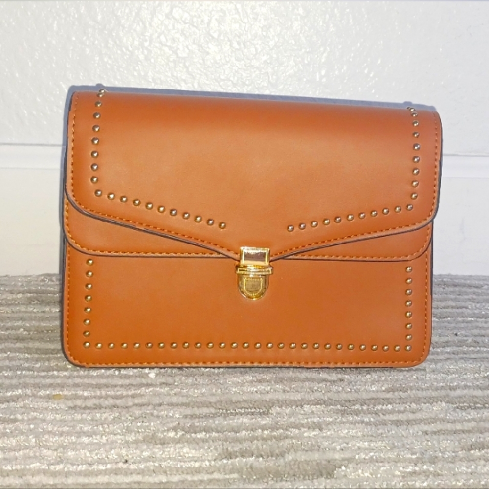Purse.